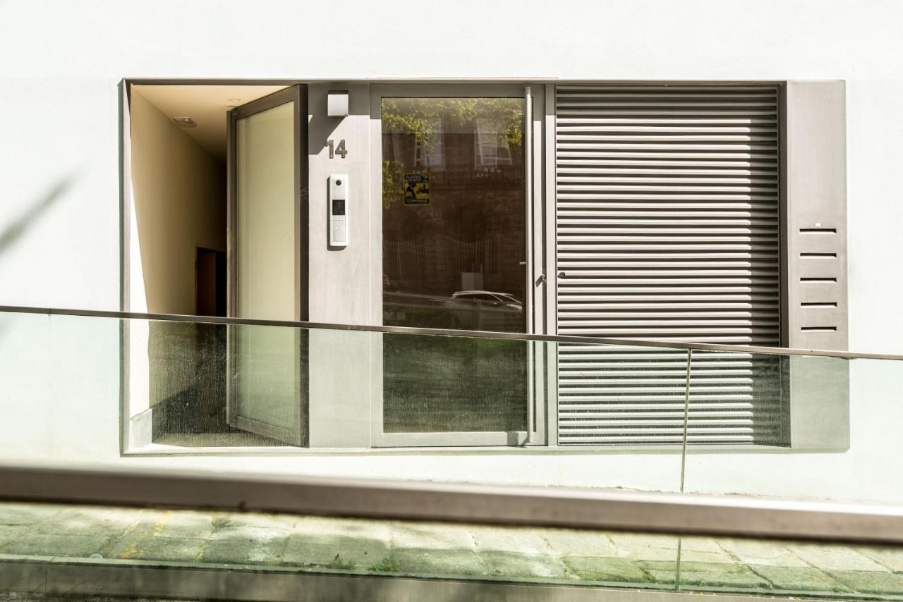 Blue House Porto Apartments - Parking Exterior foto